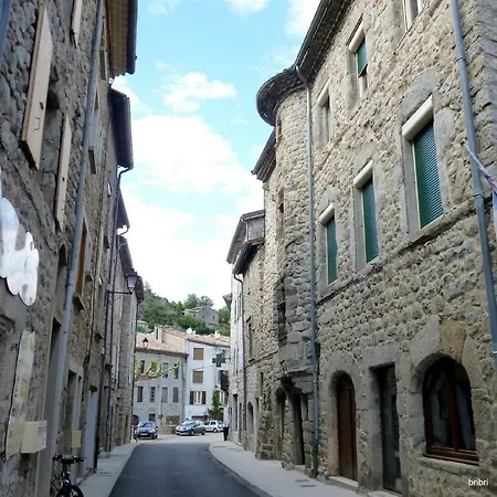 Le Pavillon Pierre Naturelle Jaujac